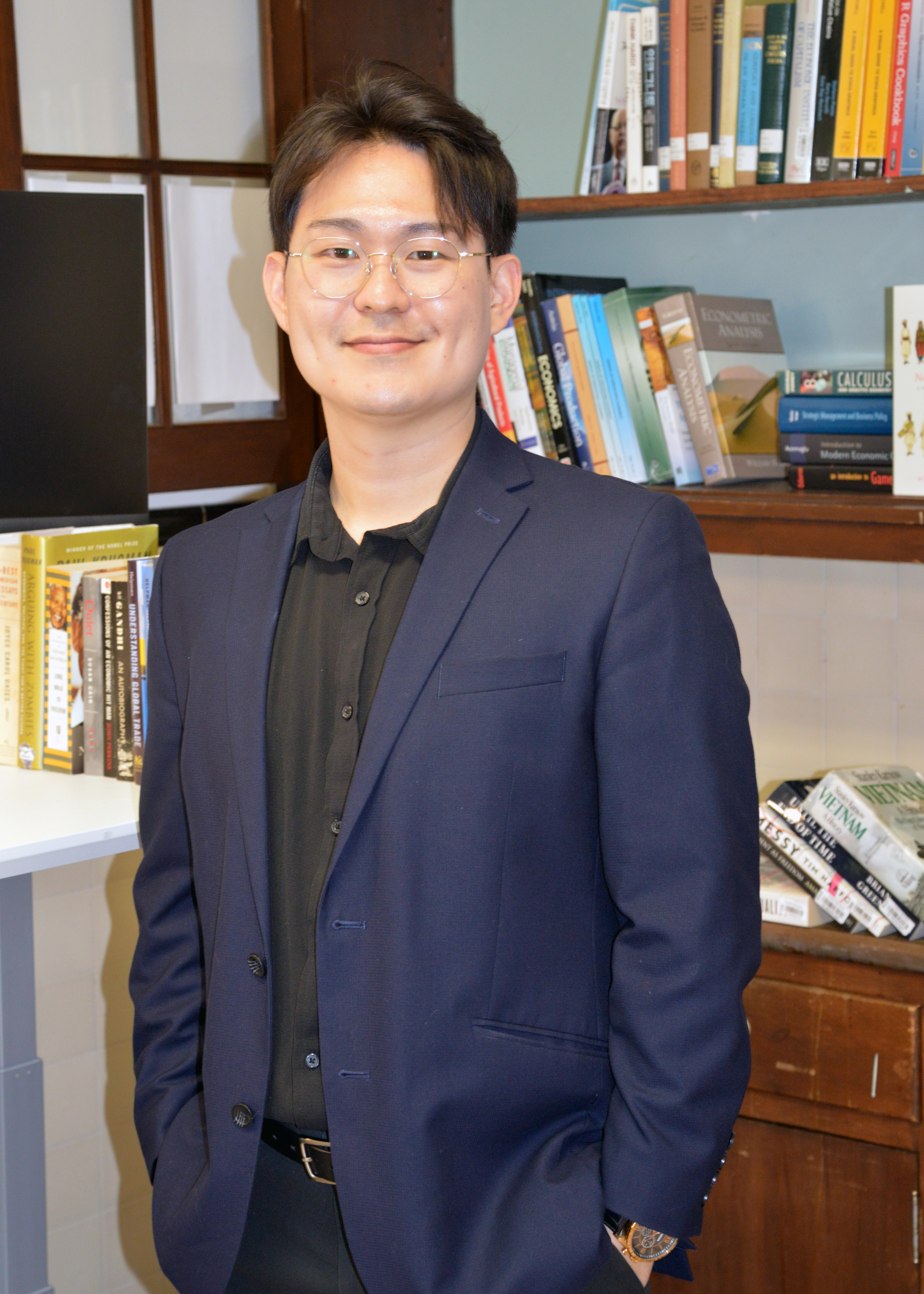 LSU global supply chains expert earns significant Farm Foundation fellowship
